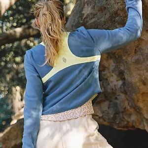4206.FREE PEOPLE In The Zone zip-up fleece jacket in Skyline/Sour Citrus NWT $98